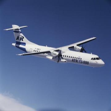 ATR 72-500  twin-turboprop regional airliner