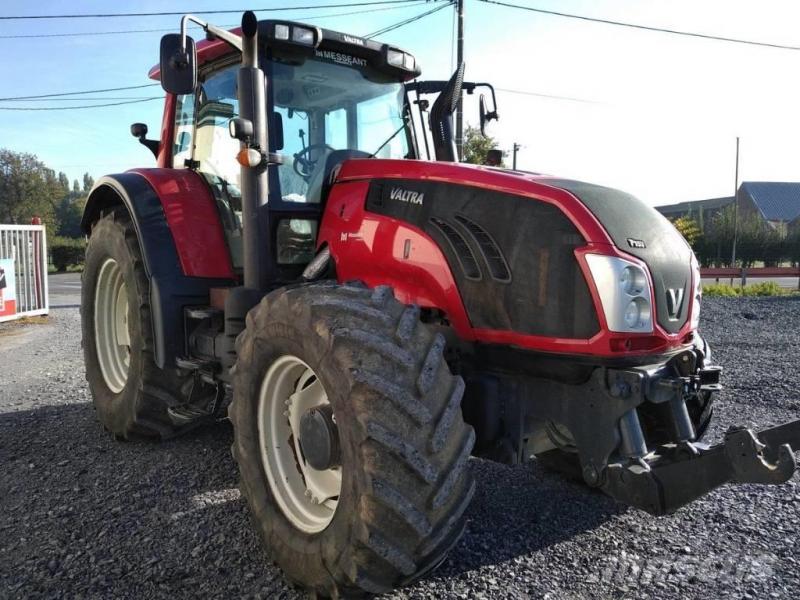 Valtra T153 tractor