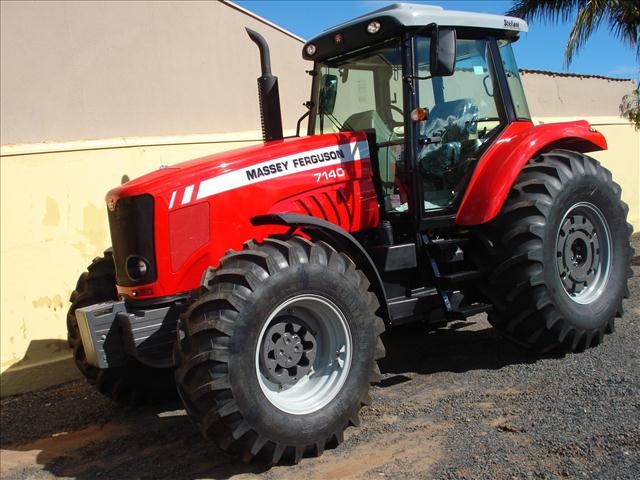Massey Ferguson 7140 140hp tractor