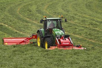 Kverneland Taarup 3636 FT front mounted disc mower conditioner