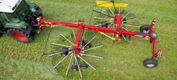 Fella TS 1603 two-rotor rake