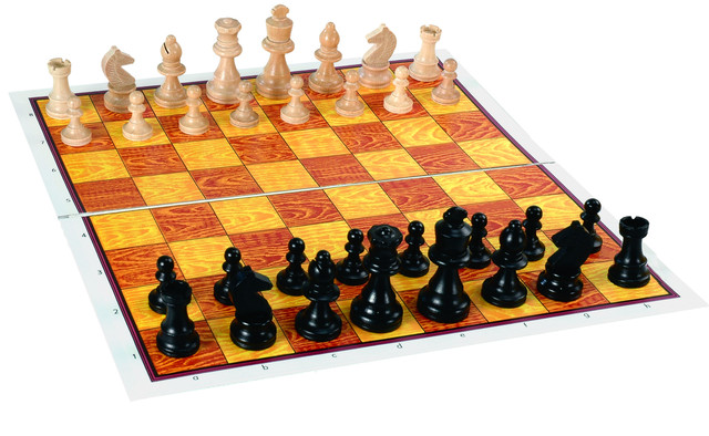 DETOA Chess Set Stauton game