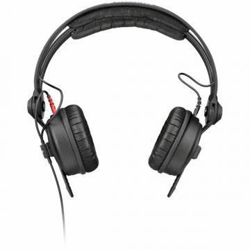 Sennheiset HD25 headphones