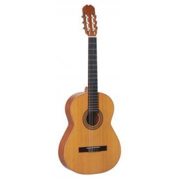 Admira Advanced Sevilla guitar