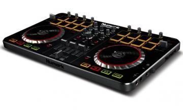 Numark MIXTRACK PRO2 DJ MIDI Controller + Software