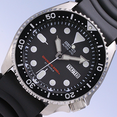 SEIKO SKX007J1 Black Rubber Diver's Watch