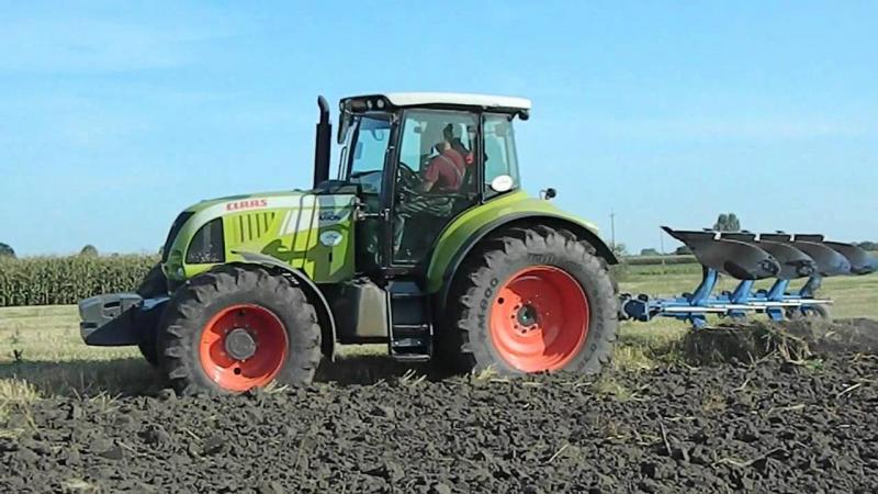 CLAAS Arion 640 Farm Tractor