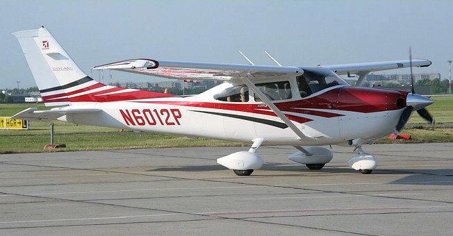 Cessna 182 Skylane light aircraft