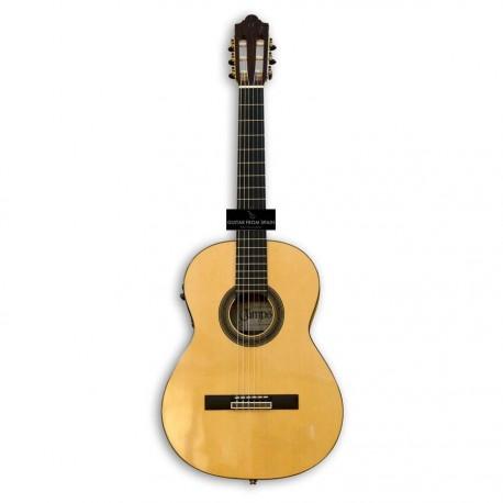 Camps SP-6-F-E Flamenco Amplified Guitar