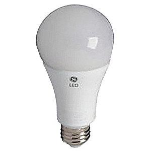 GE 6.0W LED Lamp, A19, Medium Screw (E26), 480 lm, 5000K