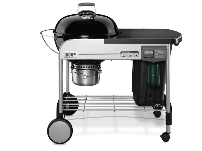 Weber 22" Performer Deluxe Charcoal BBQ in Black