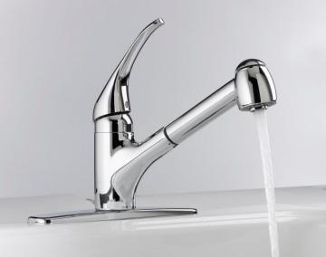 American Standard Reliant Pull Out Kitchen Faucet - Chrome