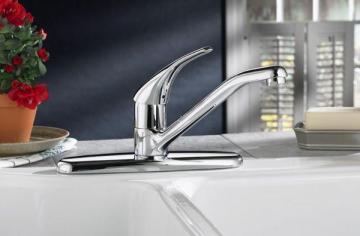American Standard Builders Series Single Control Kitchen Faucet