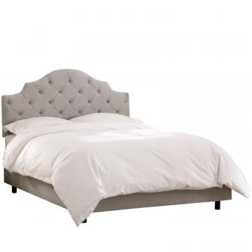 Skyline California King Tufted Notched Bed In Velvet Light Grey