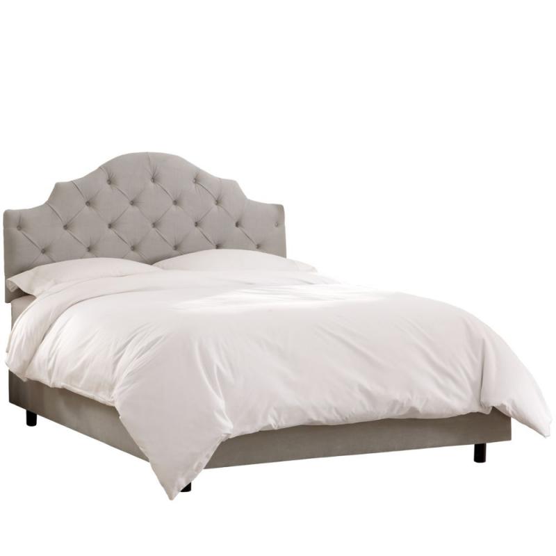 Skyline Queen Tufted Notched Bed In Velvet Light Grey