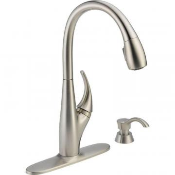 Delta Deluca  Single Handle Pull-Down Kitchen Faucet