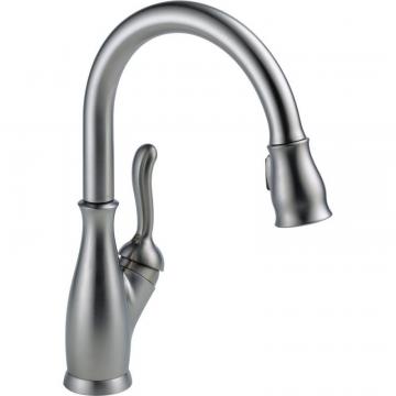 Delta Single Handle Pull-Down Kitchen Faucet, Arctic Stainless