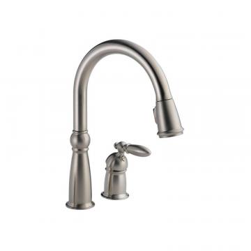 Delta Victorian Single Handle Pull-Down Sprayer Kitchen Faucet in Stainless featuring MagnaTite Dock