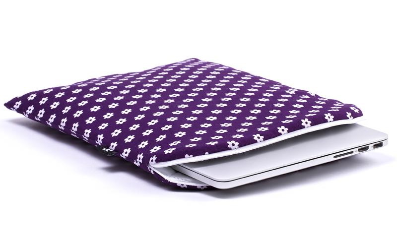 CoverBee Purple laptop sleeve - Happy Flower