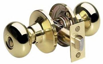 Master Lock BCO0303 Biscuit Door Knob with Lock, Polished Brass