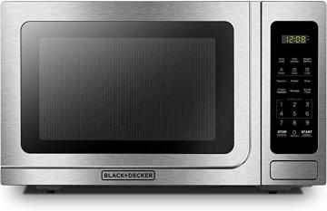 BLACK+DECKER EM036AB14 Digital Microwave Oven with Turntable Push-Button Door