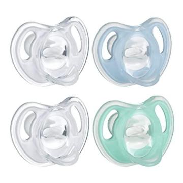 Tommee Tippee Ultra-Light Silicone Pacifier, Symmetrical One-Piece Design, 0-6m, 4-Count