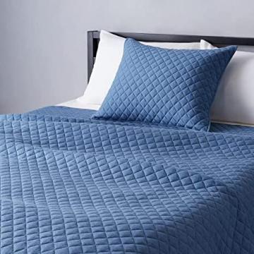 Amazon Basics Cotton Jersey Quilt and Sham Bed Set, Down-Alternative Quilt - Twin/Twin XL, Chambray
