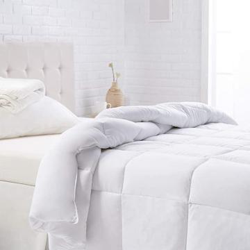 Amazon Basics Down Alternative Bedding Comforter Duvet Insert - King, White, Warm