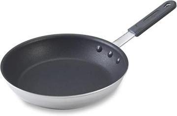 Nordic Ware Restaurant Cookware 10.5-Inch Nonstick Frying Pan