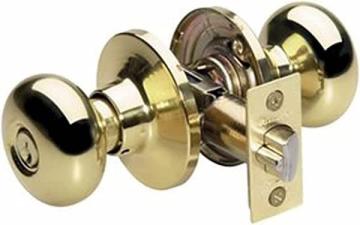Master Lock BCO0103 Biscuit Door Knob with Lock, Polished Brass