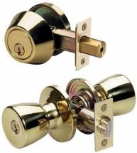 Master Lock TUCO0603 Keyed Alike Tulip Door Lock with Deadbolt, Polished Brass