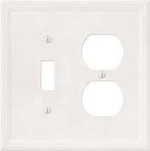 Questech Décor Single Toggle/Single Duplex Combo Light Switch Cover, White